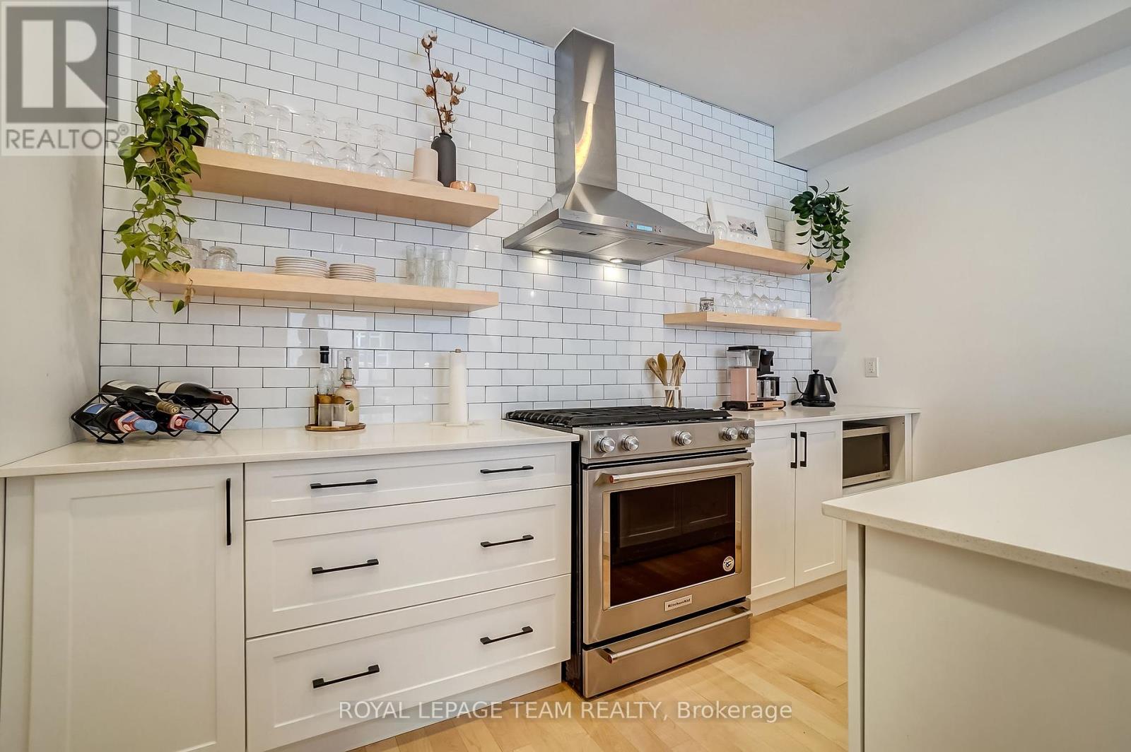 123 Carruthers Avenue, Ottawa, Ontario  K1Y 1N4 - Photo 4 - X12443653