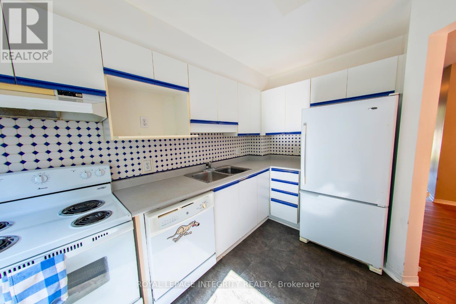 242 Beatrice Drive, Ottawa, Ontario  K2J 4P1 - Photo 3 - X12443678