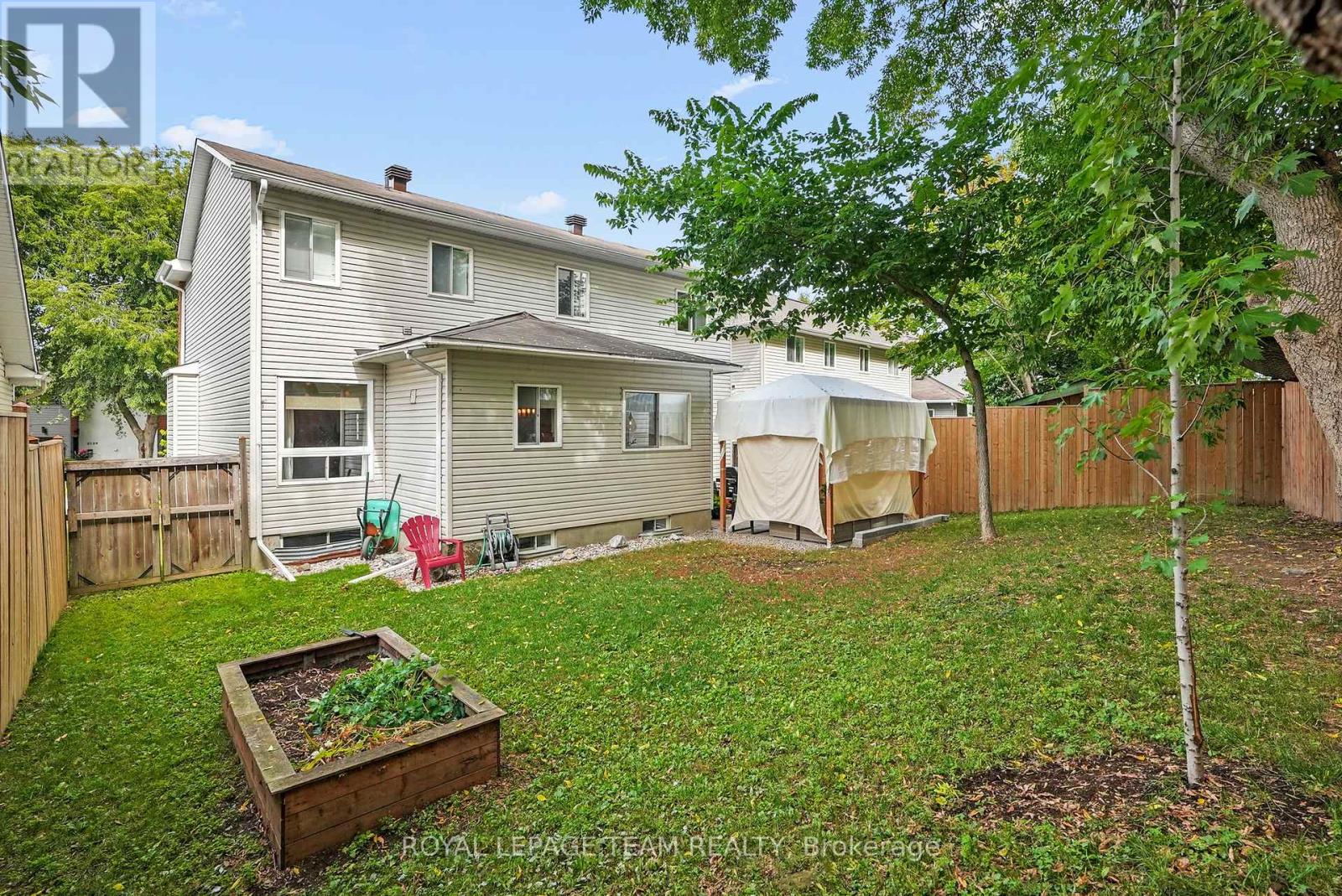 2122 Saunders Avenue, Ottawa, Ontario  K2A 4C7 - Photo 39 - X12443679