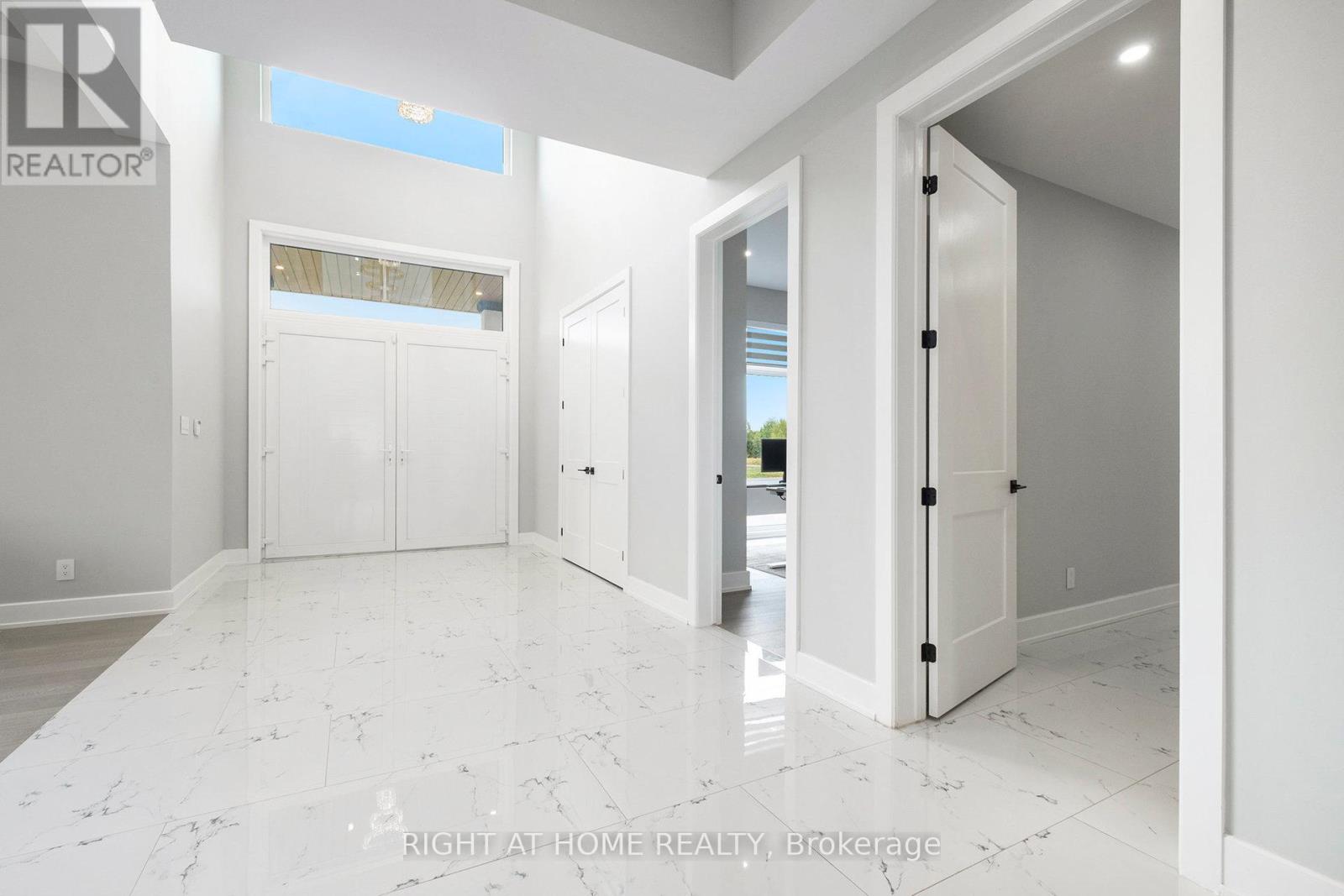 5046 Green Links Way, Ottawa, Ontario  K4P 0G6 - Photo 7 - X12443690