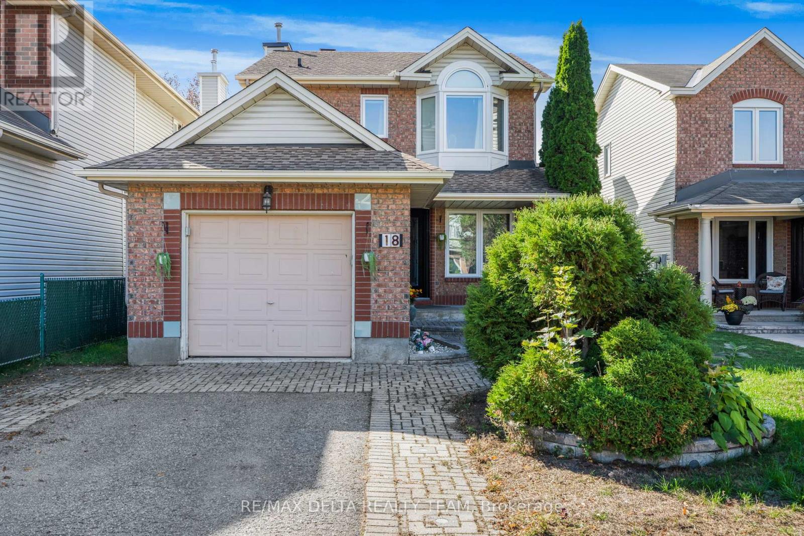 18 Longshire Circle, Ottawa, Ontario  K2J 4K7 - Photo 1 - X12443696