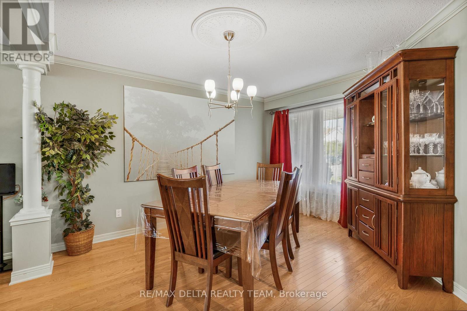18 Longshire Circle, Ottawa, Ontario  K2J 4K7 - Photo 14 - X12443696