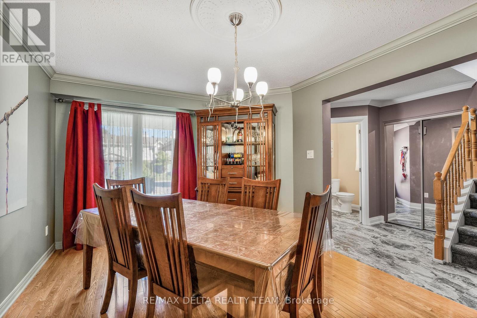 18 Longshire Circle, Ottawa, Ontario  K2J 4K7 - Photo 15 - X12443696