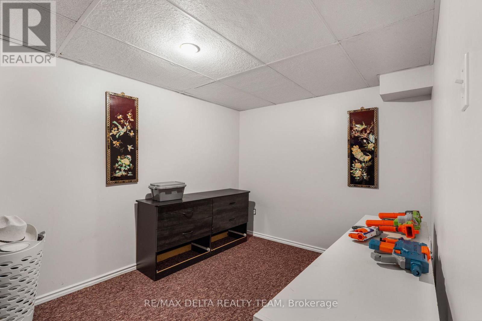18 Longshire Circle, Ottawa, Ontario  K2J 4K7 - Photo 29 - X12443696