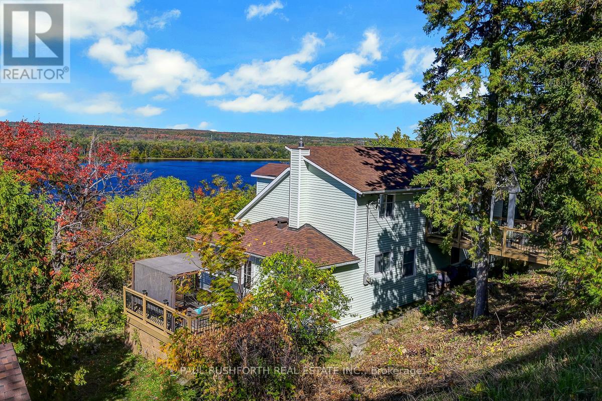 1565 Lilac Lane, Ottawa, Ontario  K4C 1C4 - Photo 3 - X12443713