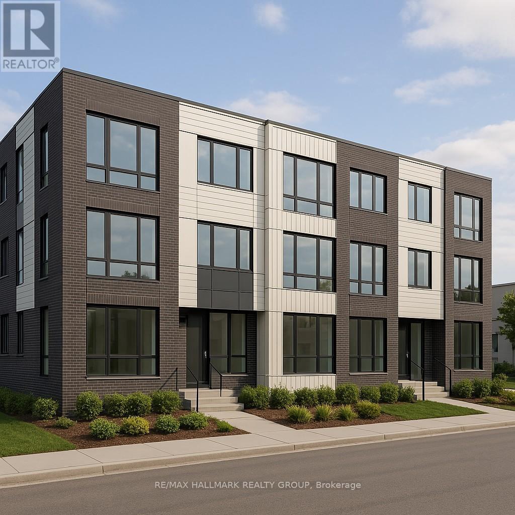426 Blake Boulevard, Ottawa, Ontario  K1K 1B1 - Photo 1 - X12443733