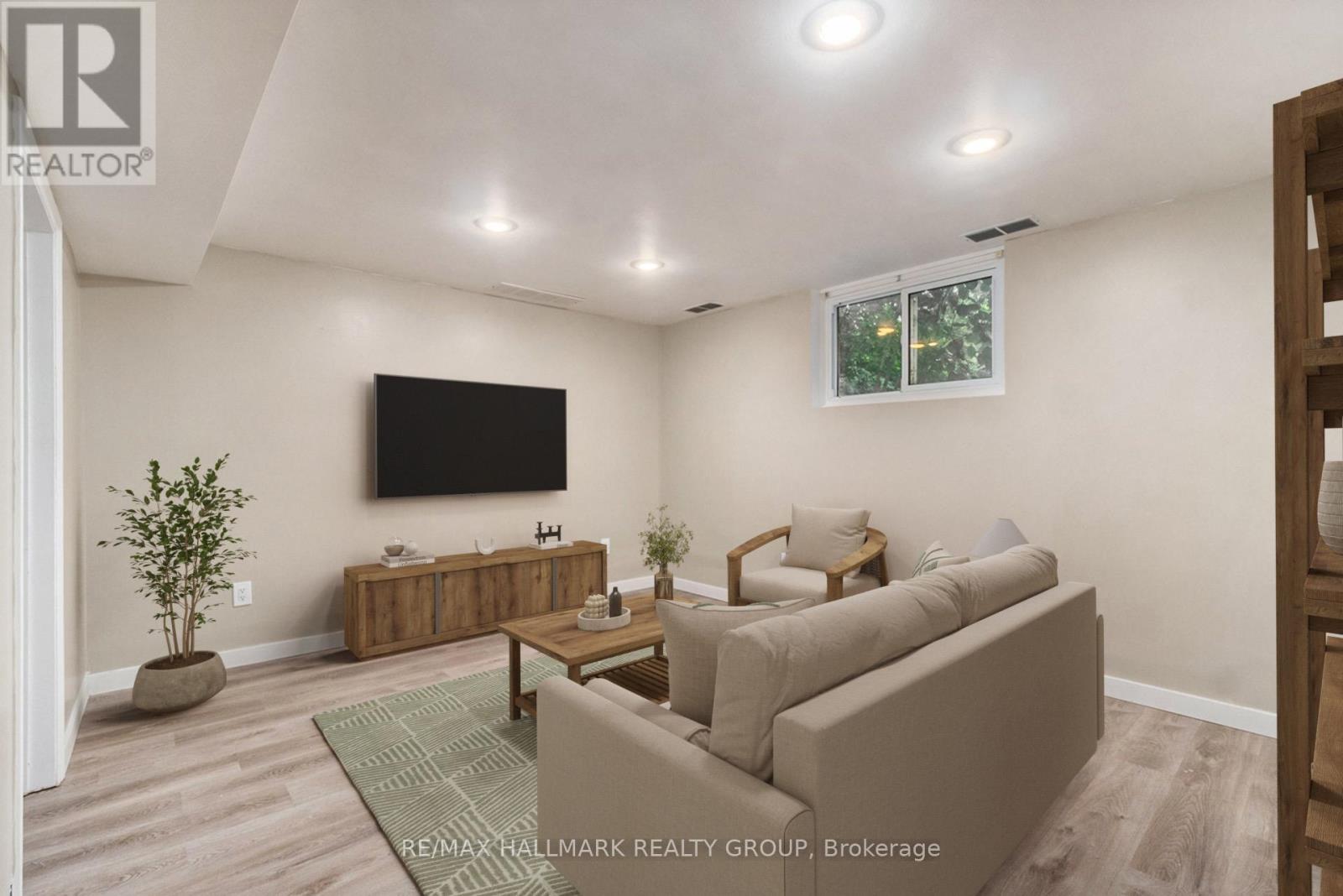 426 Blake Boulevard, Ottawa, Ontario  K1K 1B1 - Photo 21 - X12443733