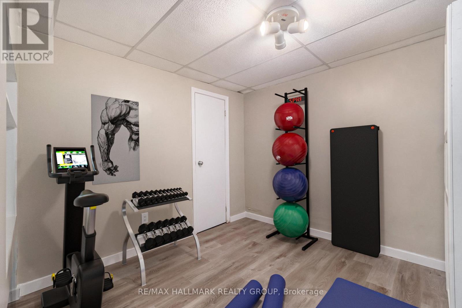 426 Blake Boulevard, Ottawa, Ontario  K1K 1B1 - Photo 23 - X12443733