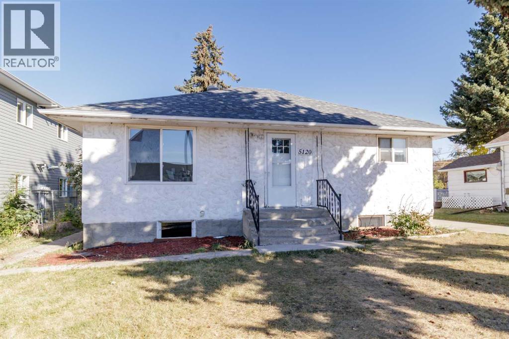 5120 47 Street, Innisfail, Alberta  T4G 1L7 - Photo 2 - A2261785
