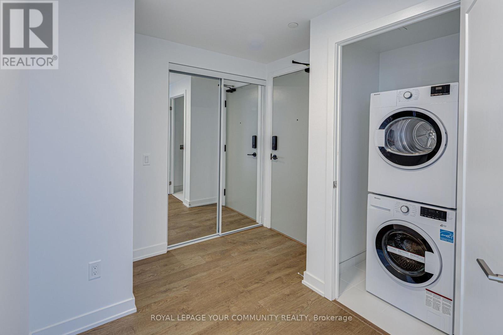 2902 - 5105 Hurontario Street, Mississauga, Ontario  L4Z 0C9 - Photo 3 - W12443507