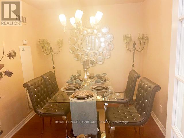 224 - 25 Kingsbridge Garden Circle Se, Mississauga (Hurontario), Ontario  L5R 4B1 - Photo 3 - W12443512