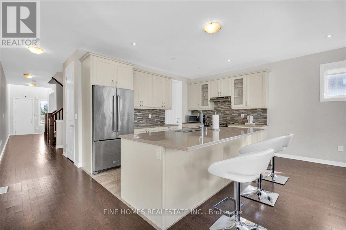 18 Stanley Greene Boulevard, Toronto, Ontario  M3K 0A9 - Photo 10 - W12443533