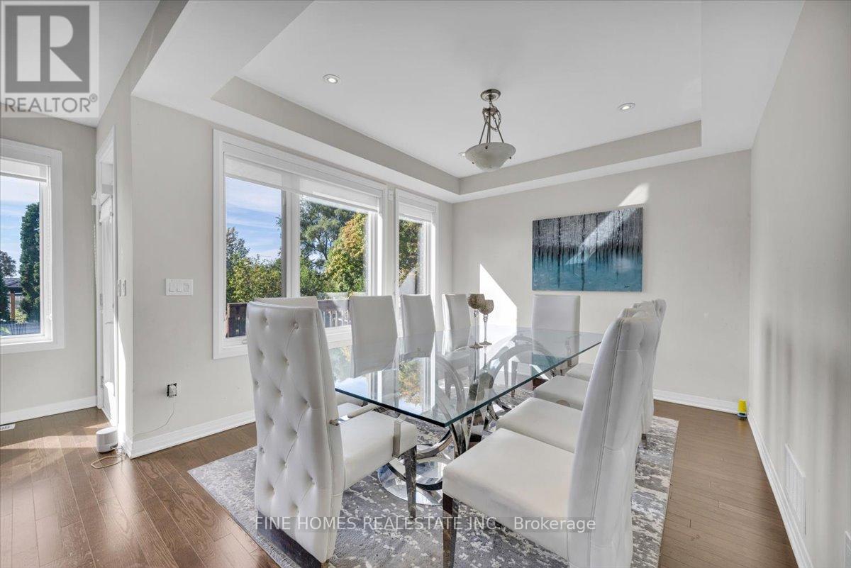 18 Stanley Greene Boulevard, Toronto, Ontario  M3K 0A9 - Photo 16 - W12443533