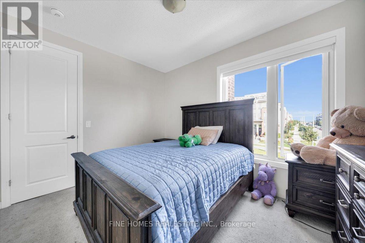 18 Stanley Greene Boulevard, Toronto, Ontario  M3K 0A9 - Photo 34 - W12443533