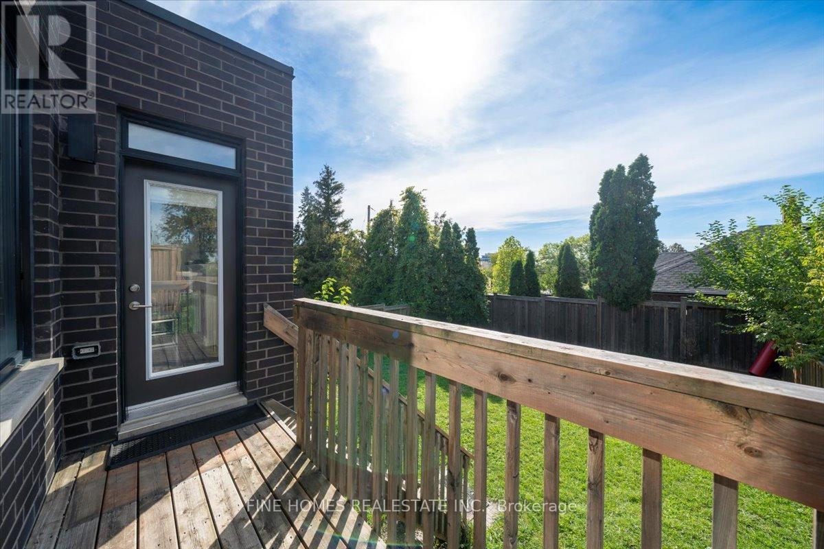 18 Stanley Greene Boulevard, Toronto, Ontario  M3K 0A9 - Photo 42 - W12443533