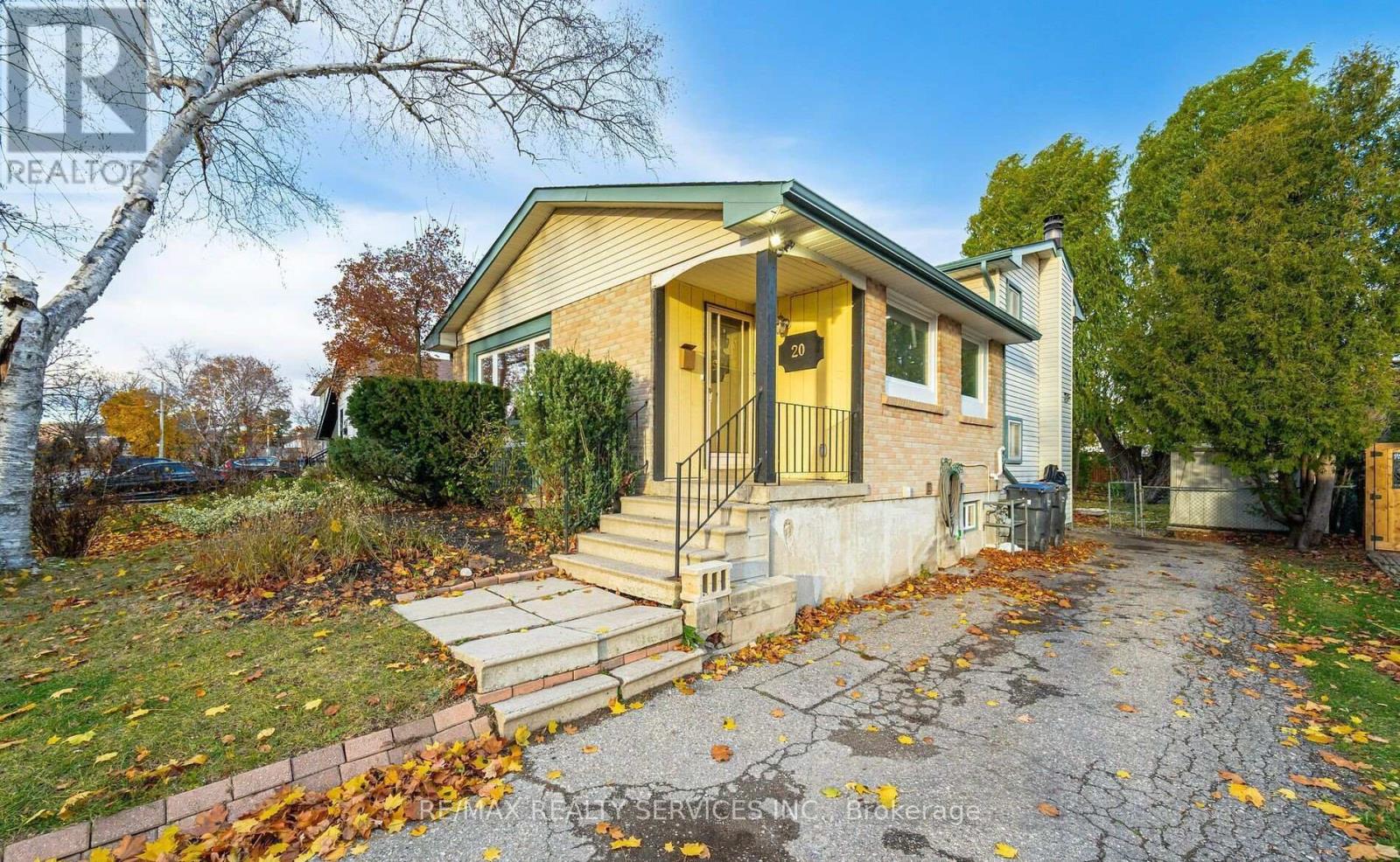 20 MADOC DRIVE, Brampton, Ontario