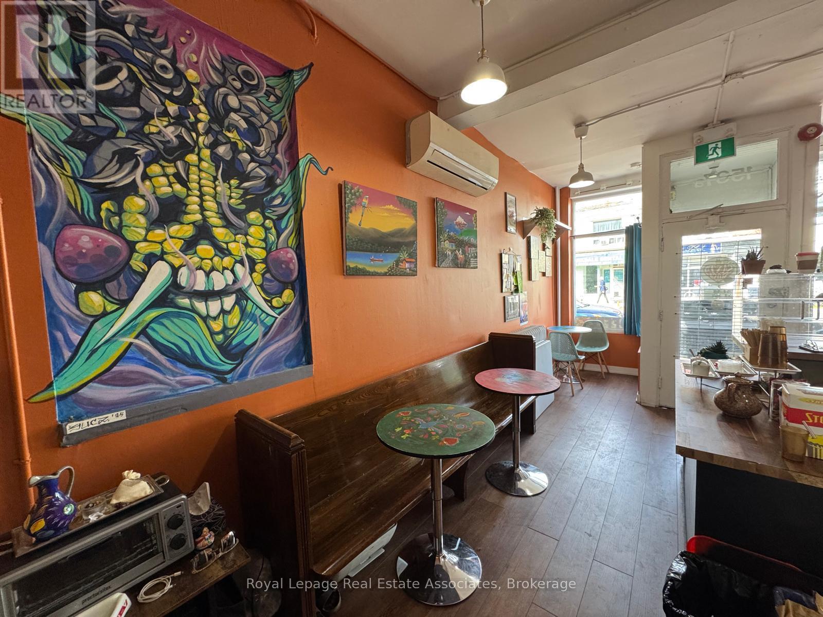 1537 Queen Street W, Toronto, Ontario  M6R 1A7 - Photo 3 - W12443545