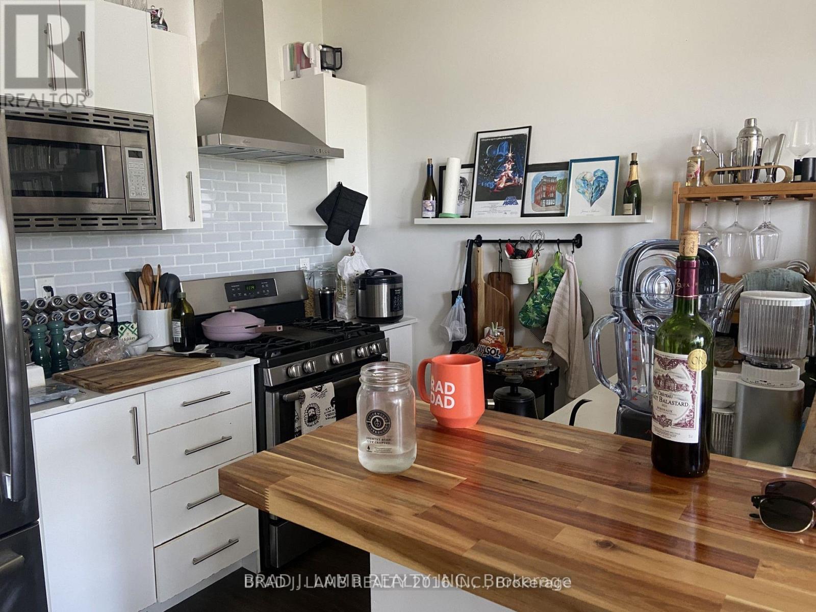 401 - 1496 Queen Street W, Toronto, Ontario  M6K 1M4 - Photo 4 - W12443551