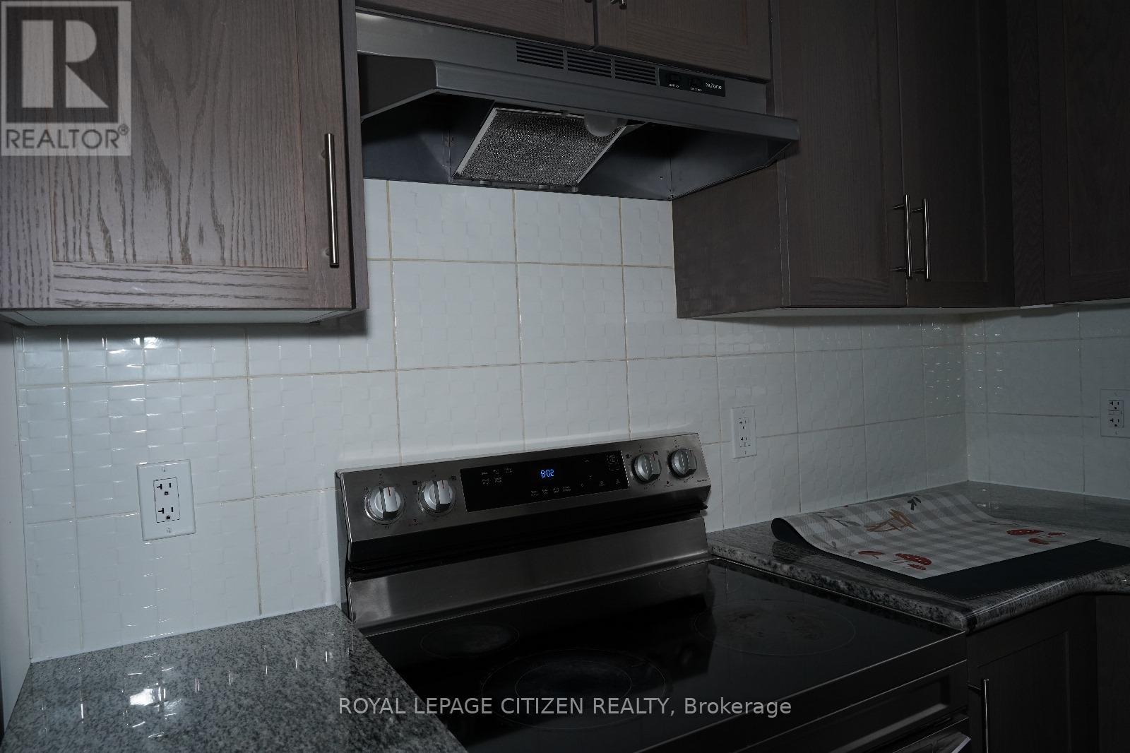 414 - 70 Halliford Place, Brampton, Ontario  L6P 4R1 - Photo 12 - W12443555