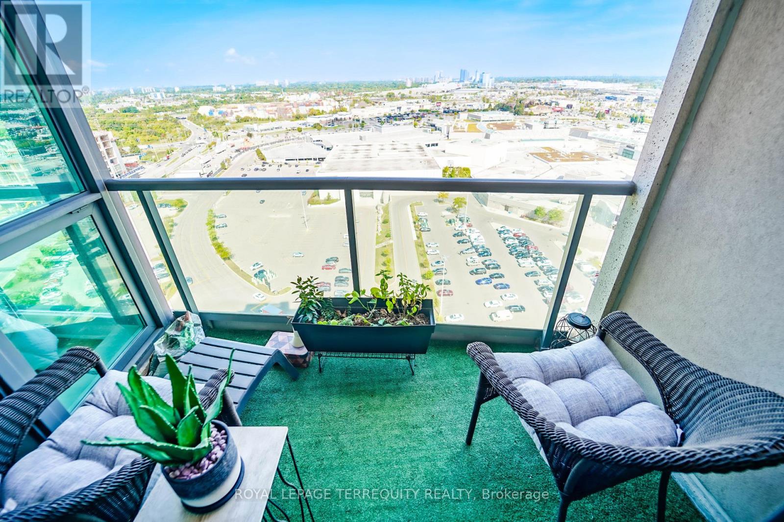 2209 - 235 Sherway Gardens Road, Toronto (Islington-City Centre West), Ontario  M9C 0A2 - Photo 26 - W12443565