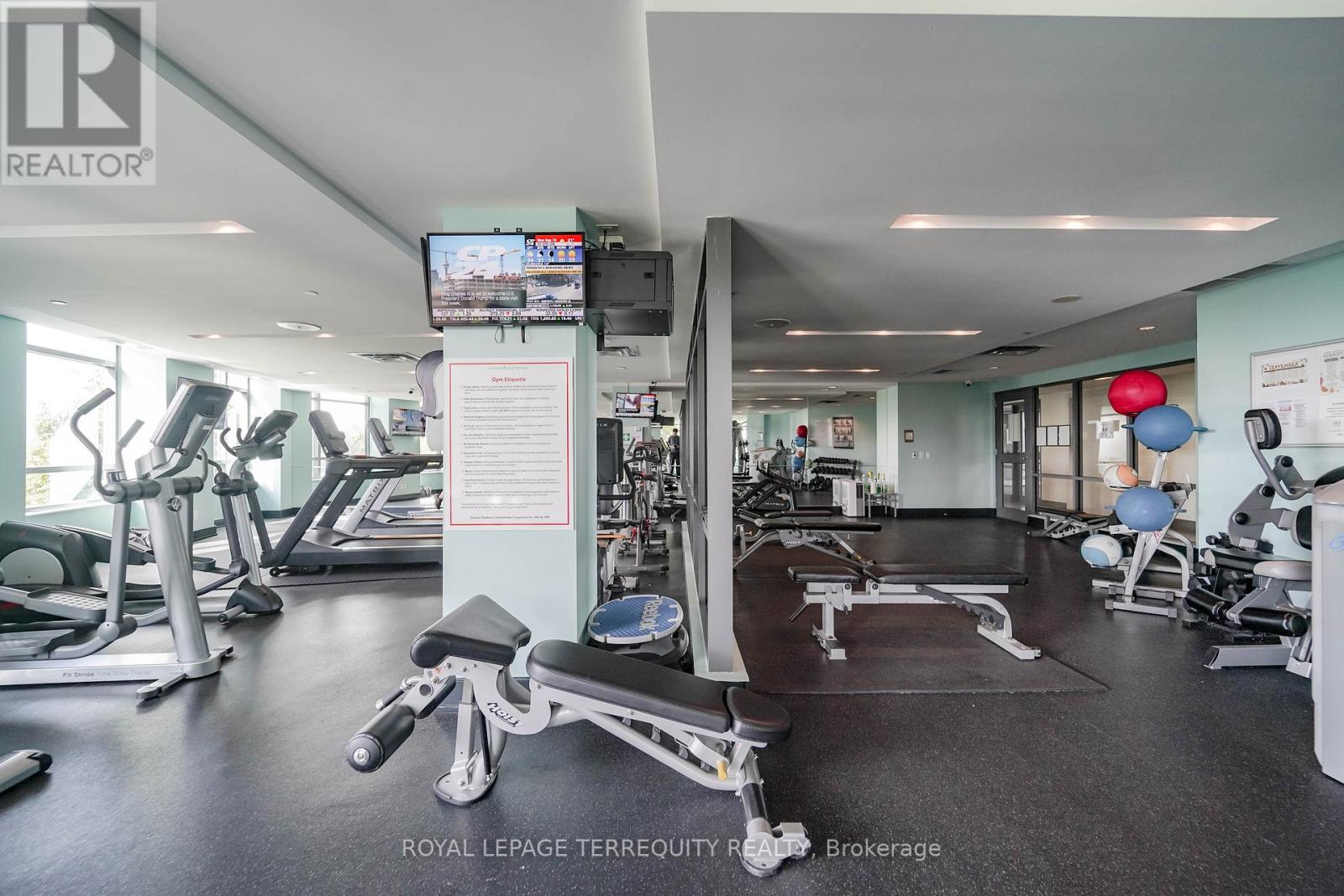 2209 - 235 Sherway Gardens Road, Toronto (Islington-City Centre West), Ontario  M9C 0A2 - Photo 37 - W12443565