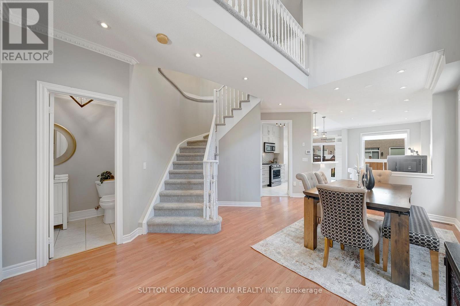 5699 Raleigh Street, Mississauga (Churchill Meadows), Ontario  L5M 7E6 - Photo 3 - W12443606