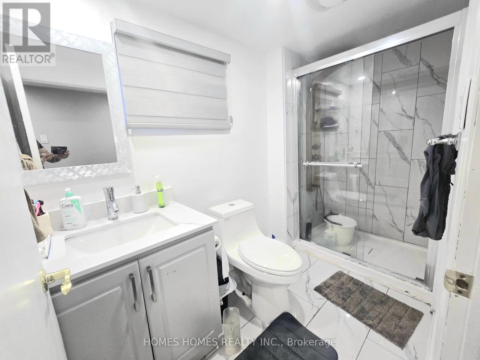 65 Elnathan Crescent, Toronto (Humber Summit), Ontario  M9L 2G2 - Photo 31 - W12443620