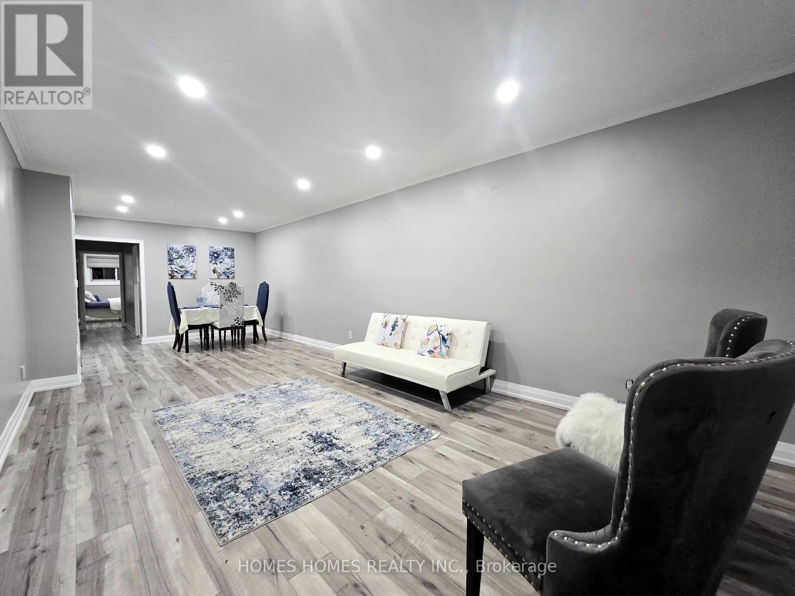 65 Elnathan Crescent, Toronto, Ontario  M9L 2G2 - Photo 6 - W12443620