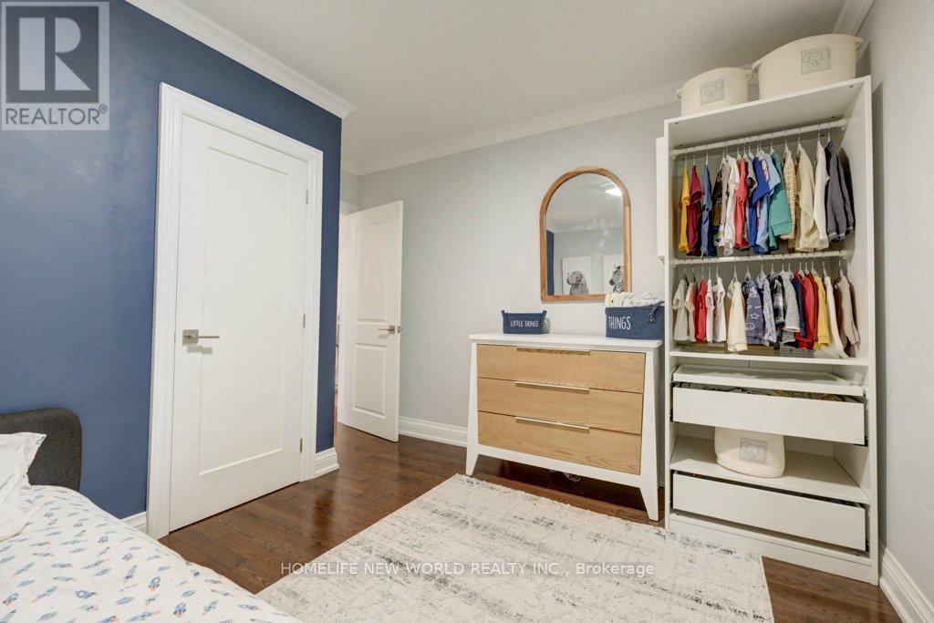 42 Eleventh Street N, Toronto (New Toronto), Ontario  M8V 3G3 - Photo 30 - W12443625