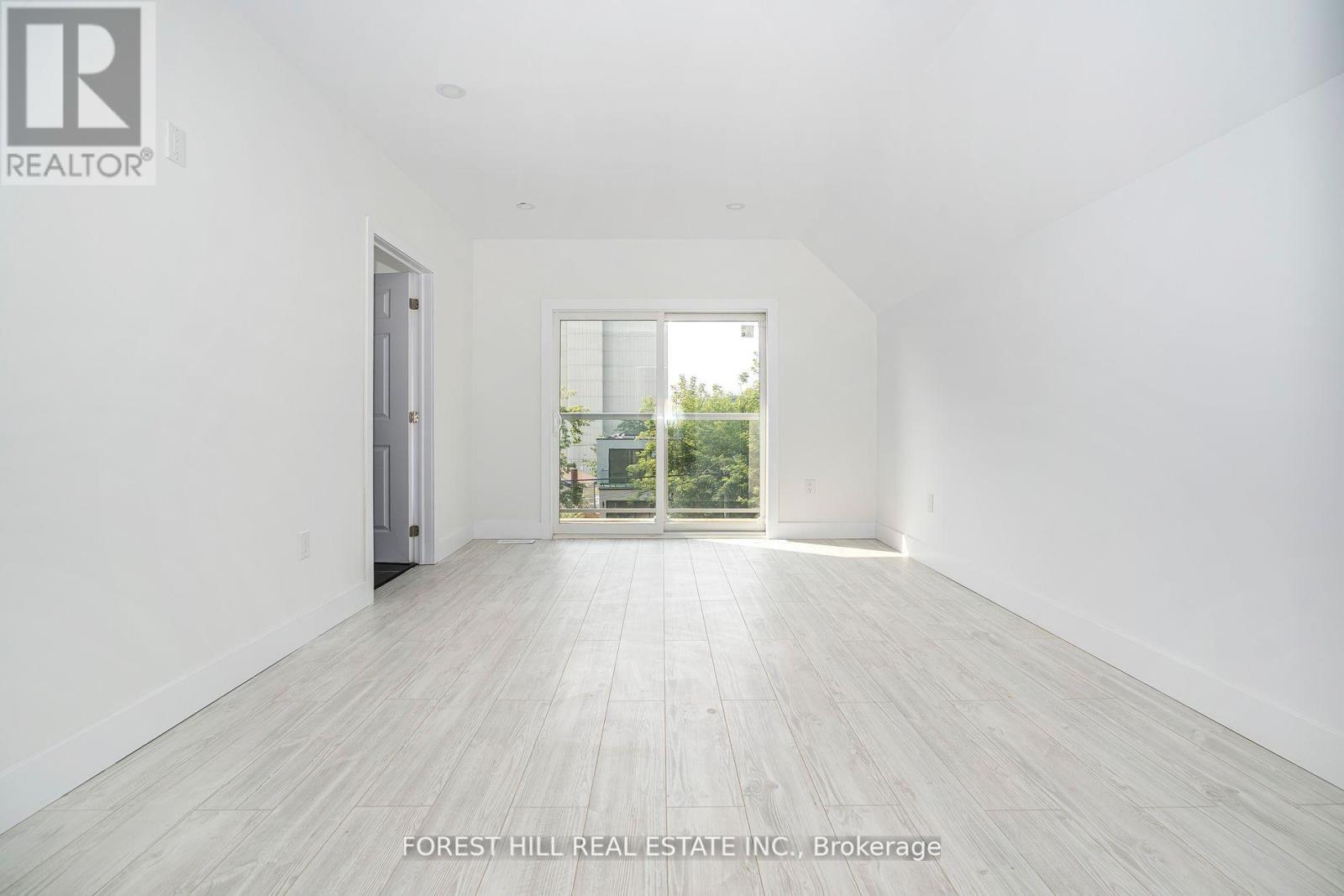 19 Simpson Avenue, Toronto (Mimico), Ontario  M8Z 1C9 - Photo 20 - W12443636