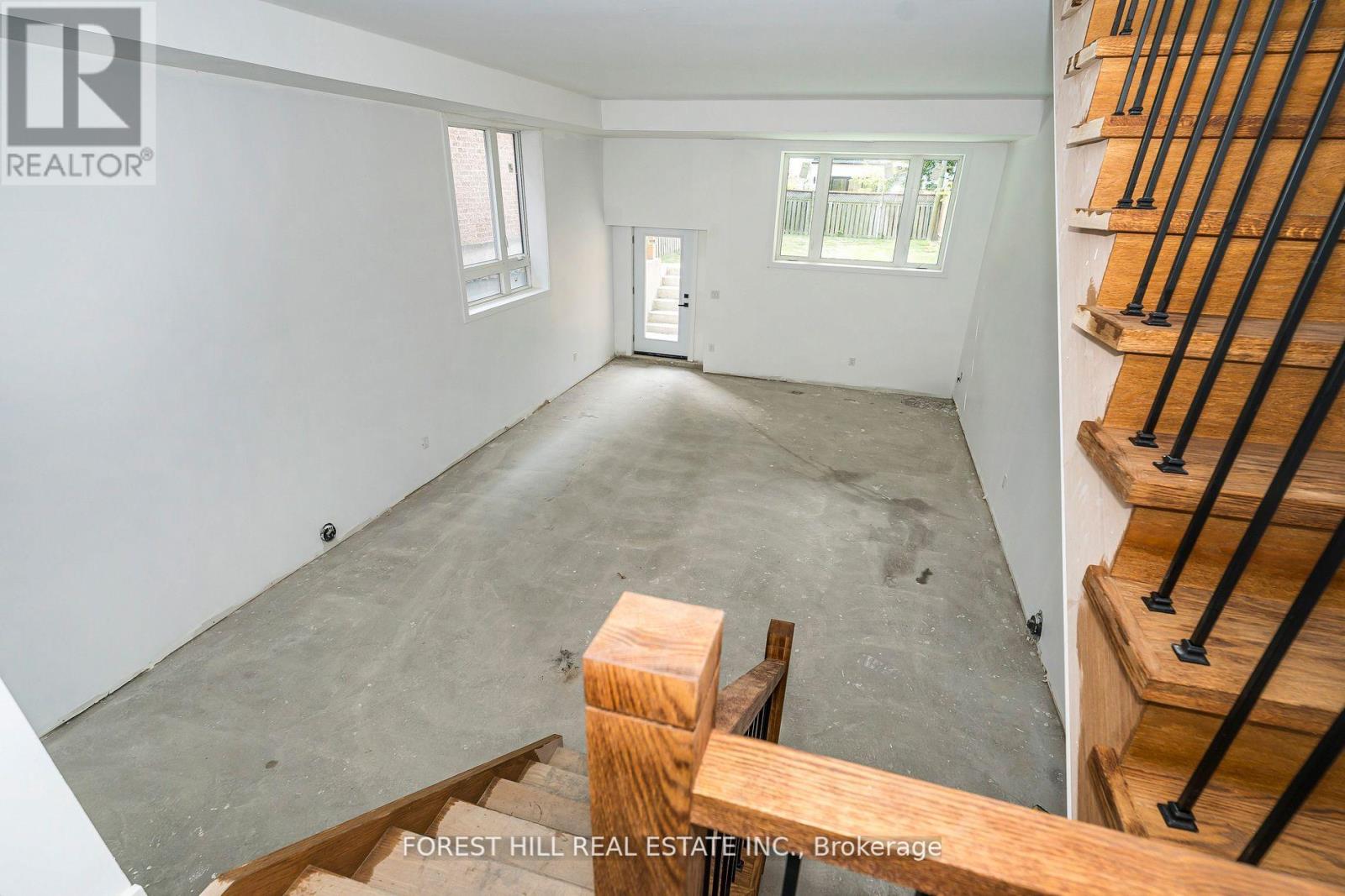 19 Simpson Avenue, Toronto (Mimico), Ontario  M8Z 1C9 - Photo 42 - W12443636