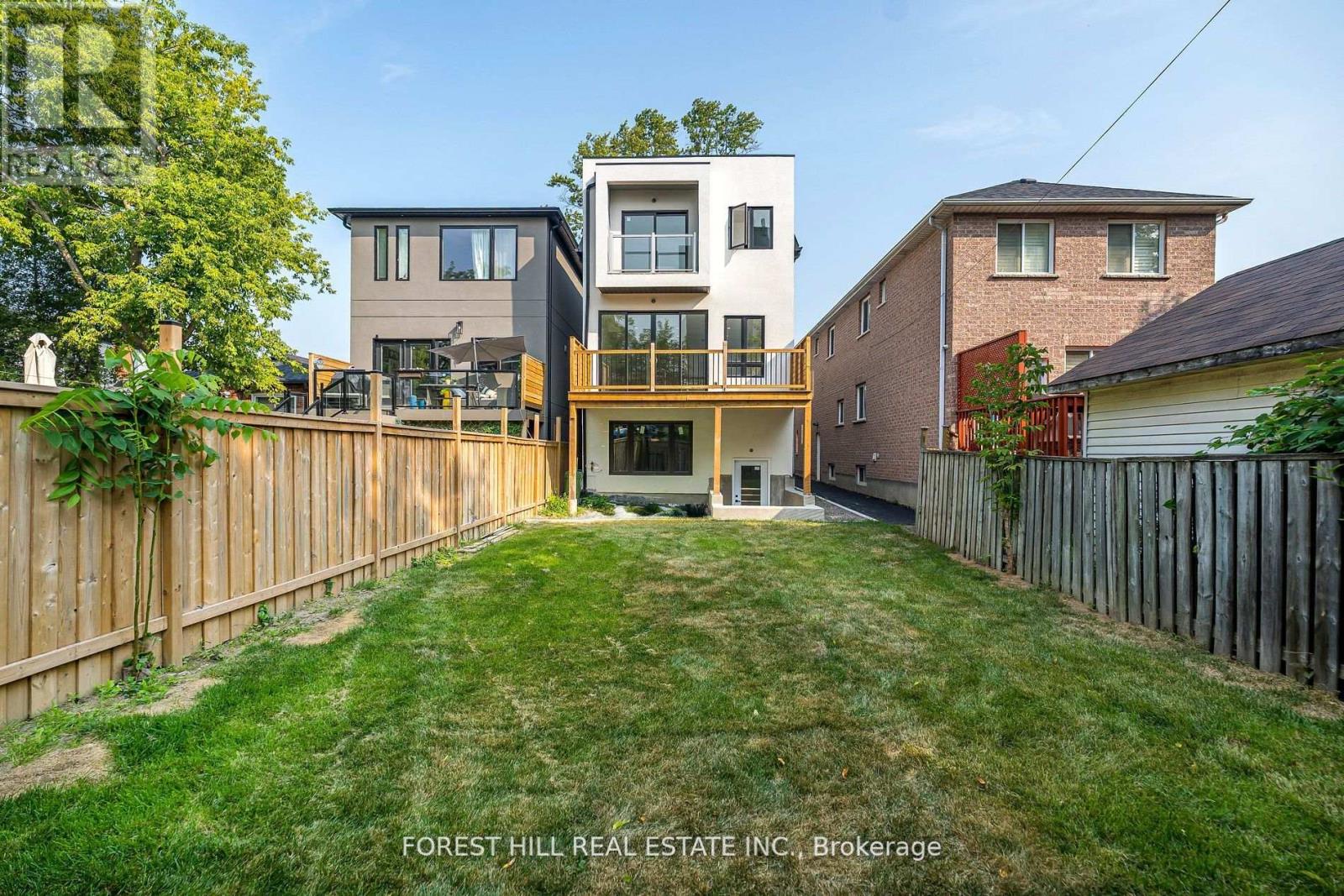 19 Simpson Avenue, Toronto (Mimico), Ontario  M8Z 1C9 - Photo 46 - W12443636