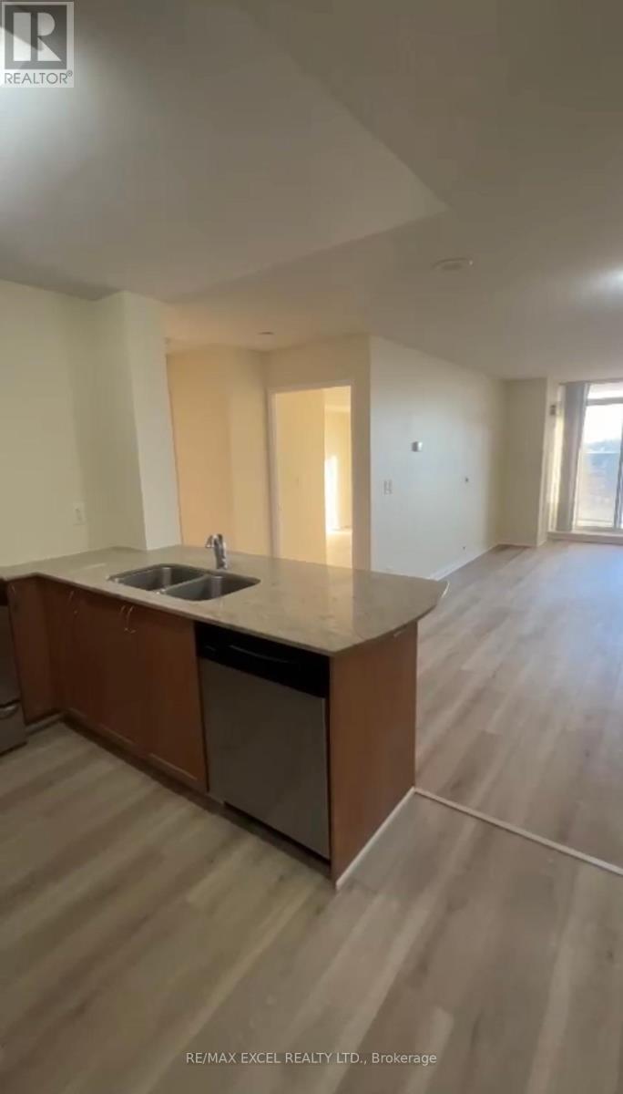 707 - 75 King William Crescent, Richmond Hill, Ontario  L4B 0B1 - Photo 2 - N12443508