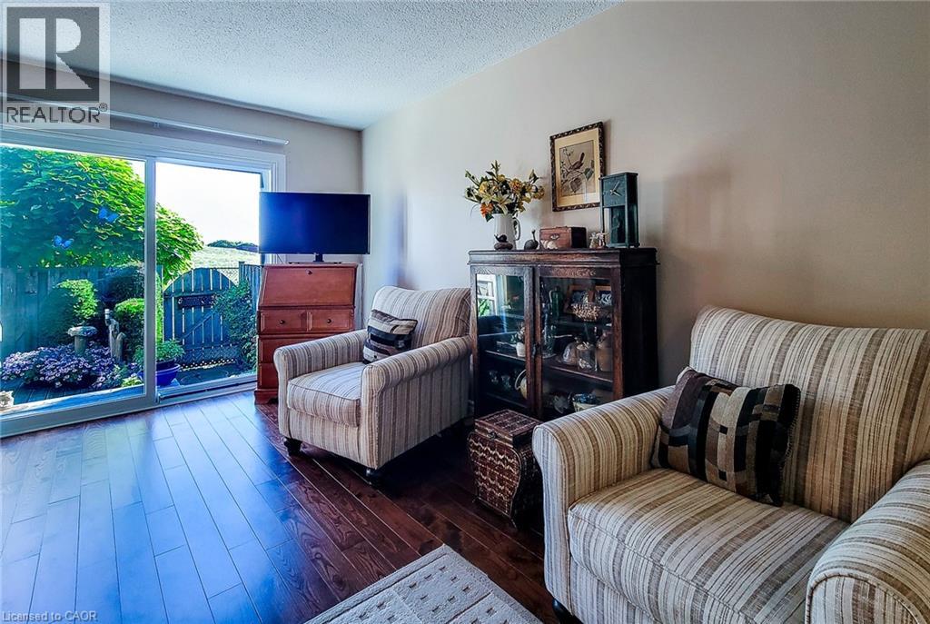 1115 Paramount Drive Unit# 88, Stoney Creek, Ontario  L8J 1P6 - Photo 6 - 40771356