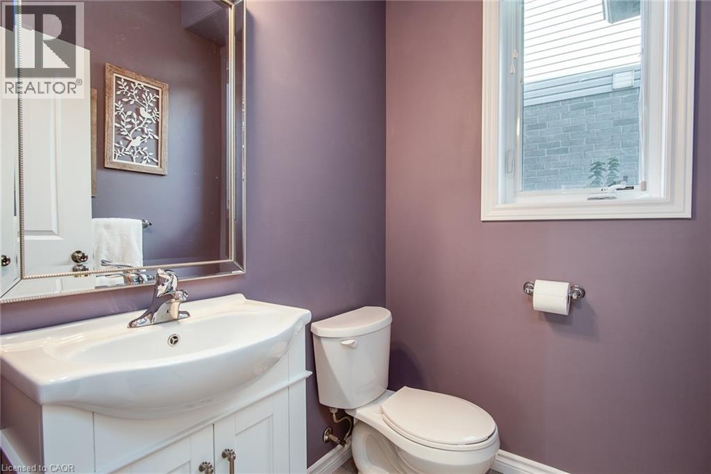 597 Sundew Drive, Waterloo, Ontario  N2V 0B9 - Photo 18 - 40775372