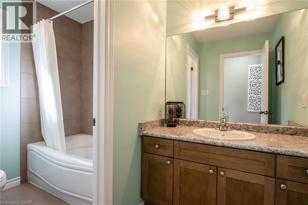 597 Sundew Drive, Waterloo, Ontario  N2V 0B9 - Photo 29 - 40775372