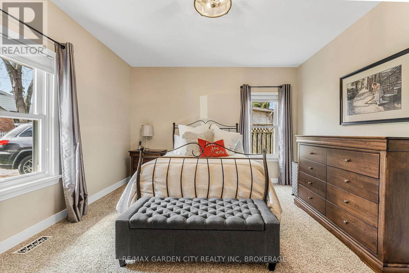 14 Peachtree Parkway, Pelham (Fonthill), Ontario  L0S 1E0 - Photo 28 - X12443665
