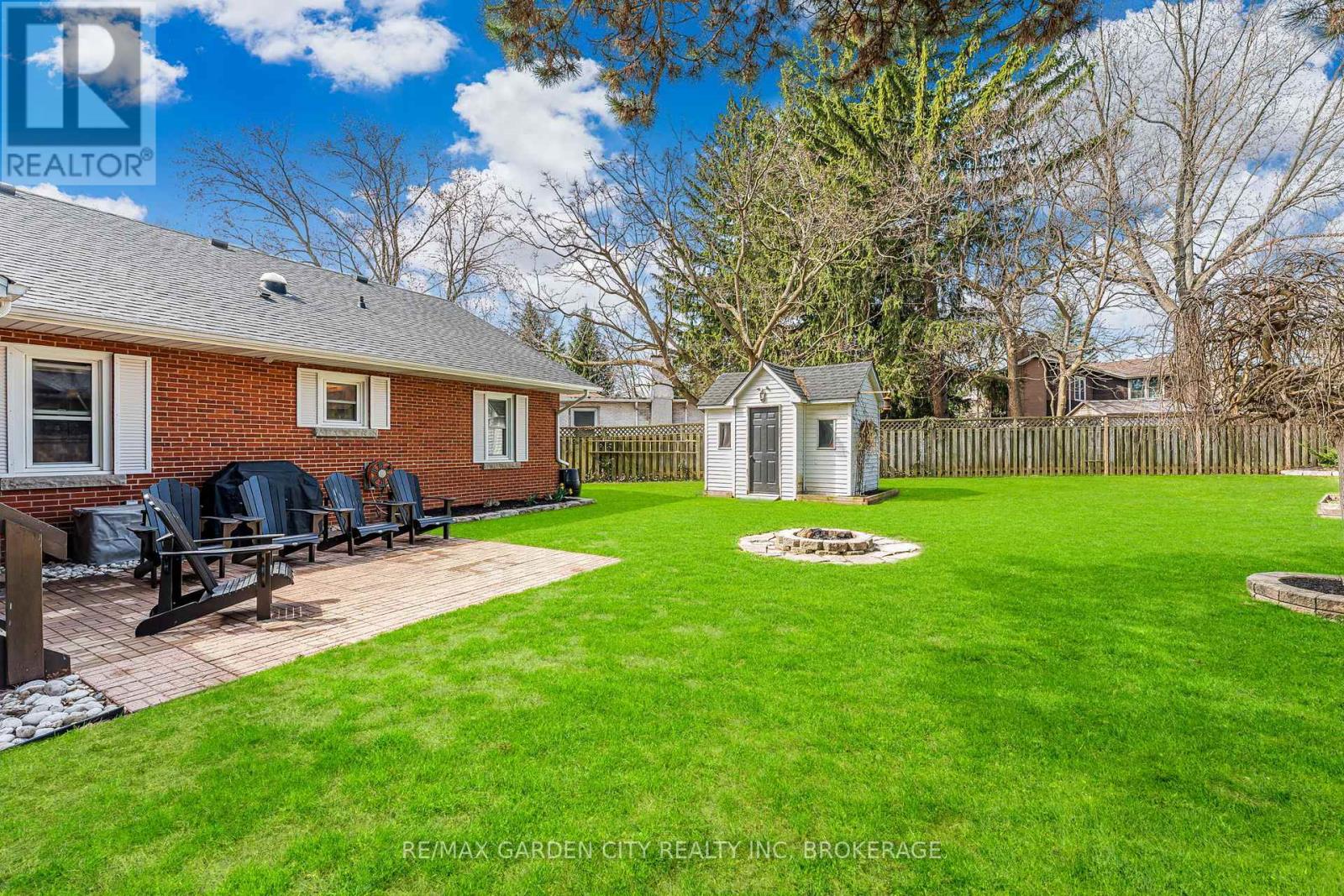 14 Peachtree Parkway, Pelham (Fonthill), Ontario  L0S 1E0 - Photo 33 - X12443665