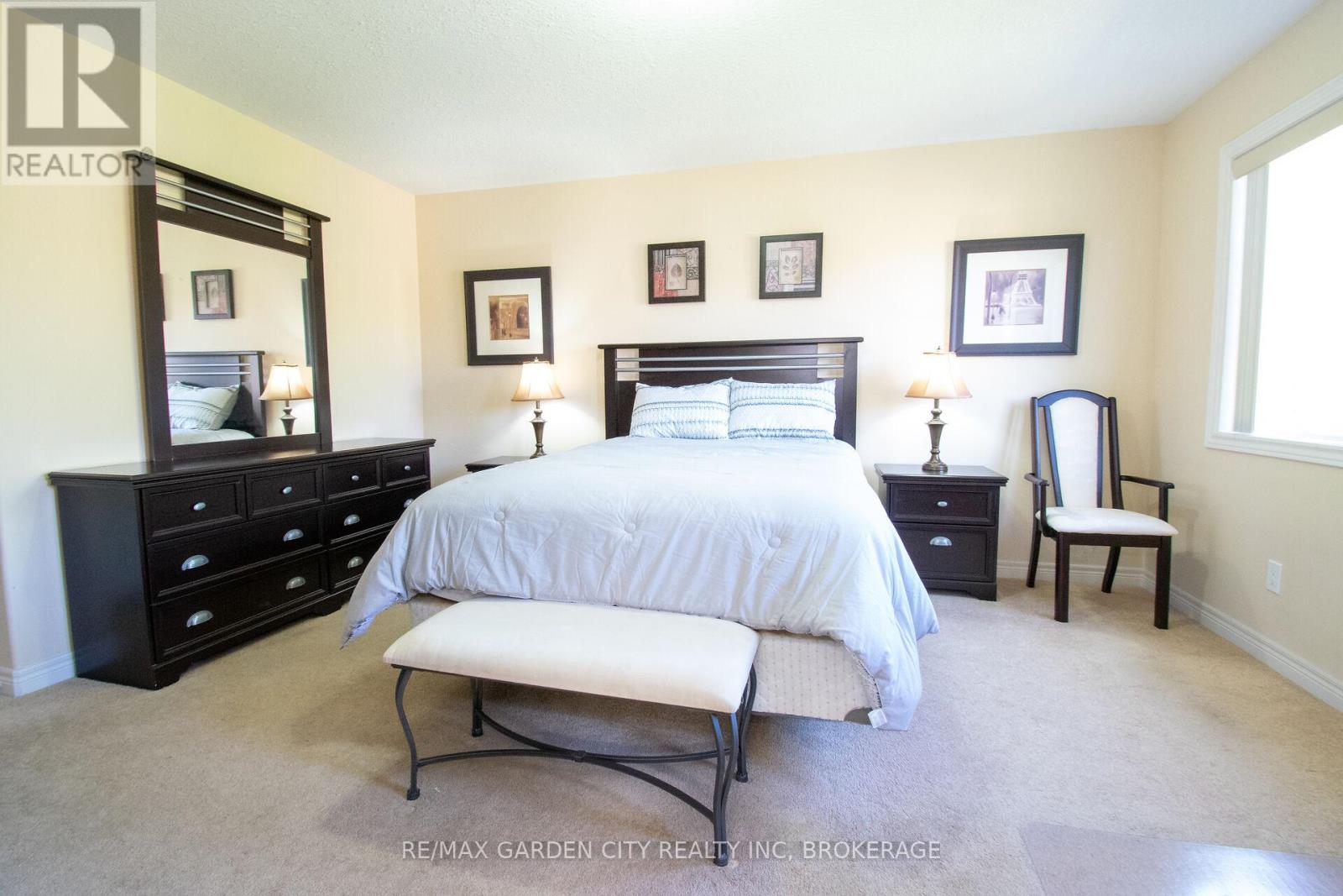 421 Queenston Street, St. Catharines (E. Chester), Ontario  L2P 2Y3 - Photo 24 - X12443698