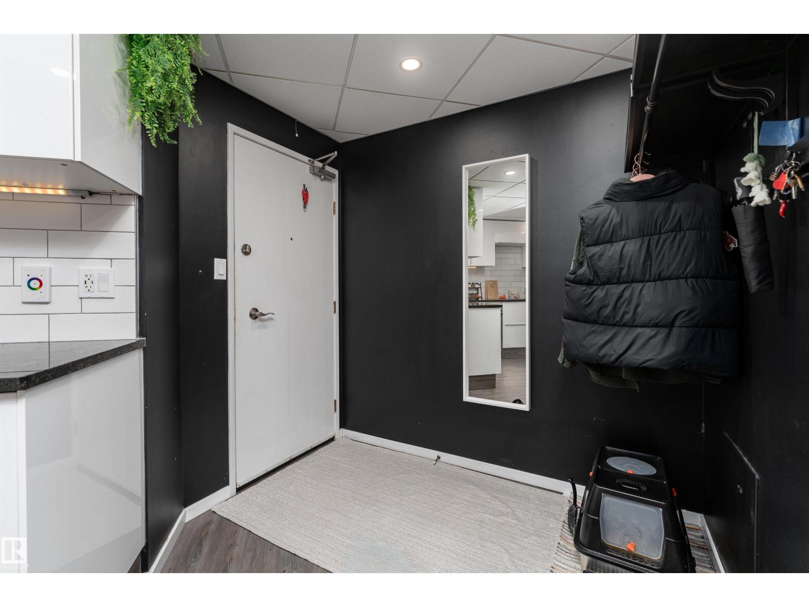 #508 10045 117 St Nw, Edmonton, Alberta  T5K 1W8 - Photo 2 - E4460662