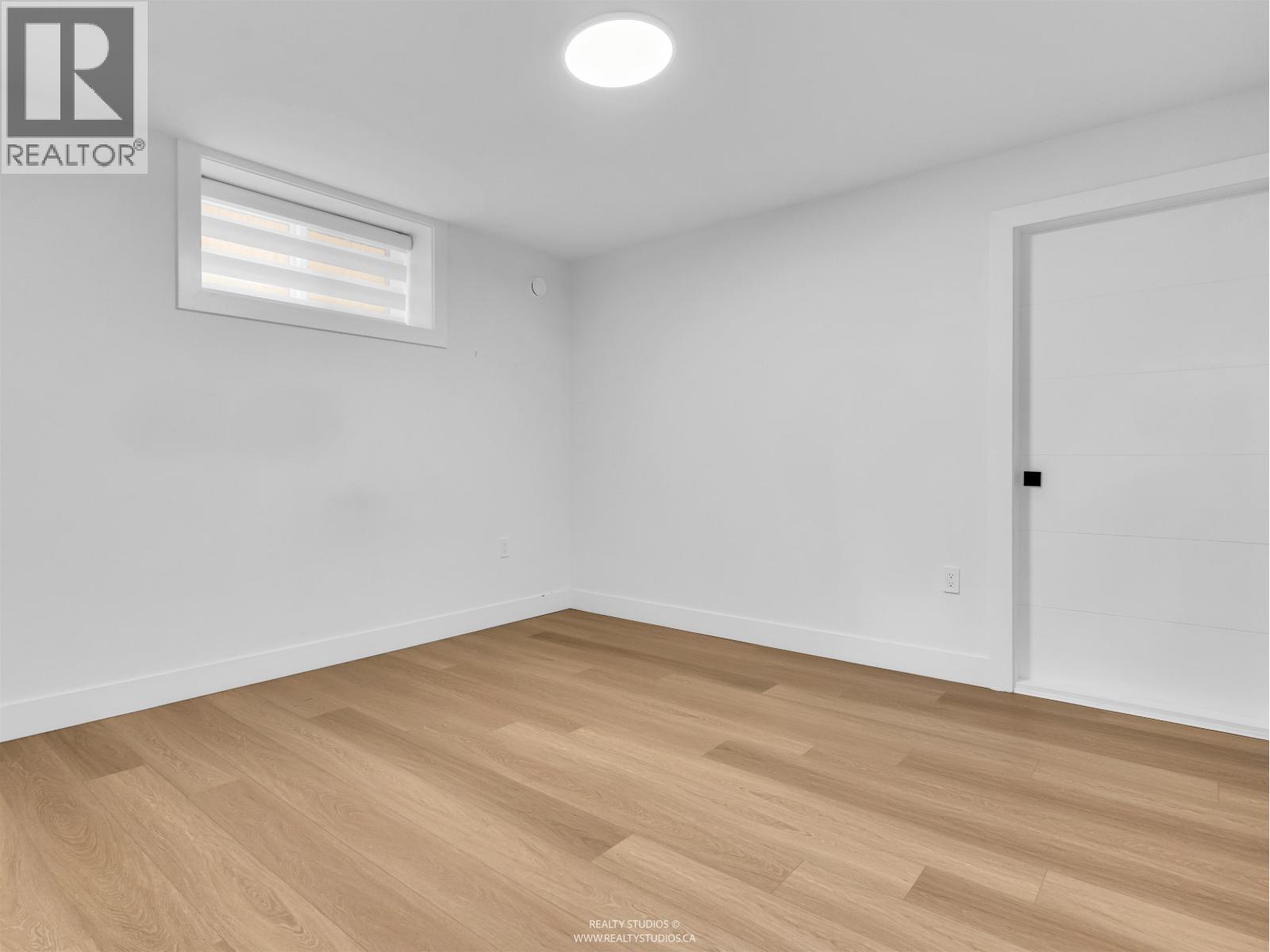 2666 E 6th Avenue, Vancouver, British Columbia  V5M 1R3 - Photo 37 - R3055106