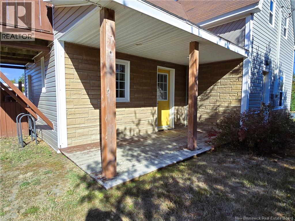 62 Rue Sylvain, Haut-Sheila, New Brunswick  E1X 3R7 - Photo 1 - NB127751
