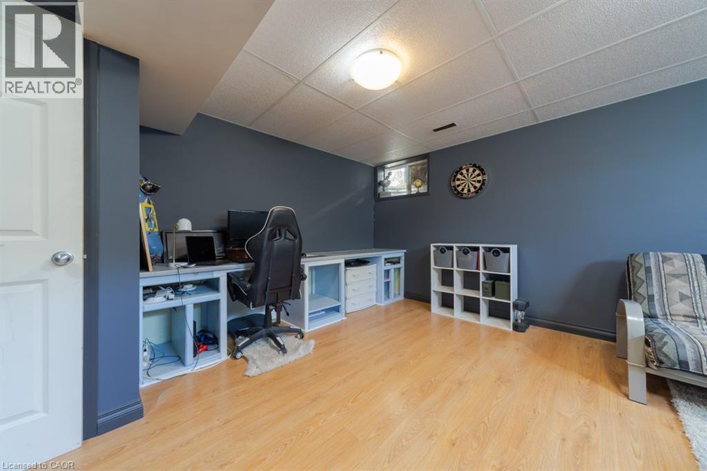 118 Silurian Drive, Guelph, Ontario  N1E 7G1 - Photo 18 - 40776149