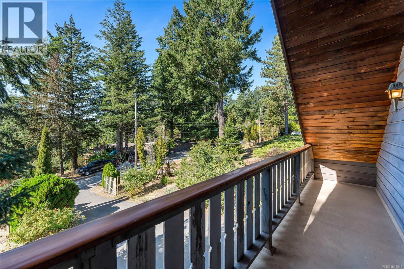 107 Pine Pl, Salt Spring, British Columbia  V8K 2N4 - Photo 9 - 1013918