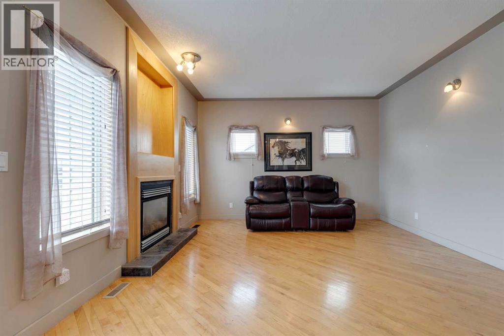 225 Bayside Place Sw, Airdrie, Alberta  T4B 2X4 - Photo 13 - A2255007