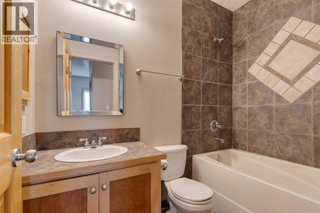 225 Bayside Place Sw, Airdrie, Alberta  T4B 2X4 - Photo 23 - A2255007