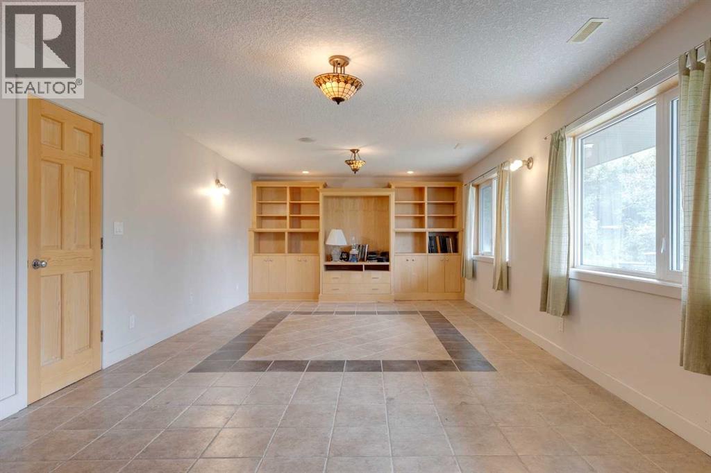 225 Bayside Place Sw, Airdrie, Alberta  T4B 2X4 - Photo 28 - A2255007