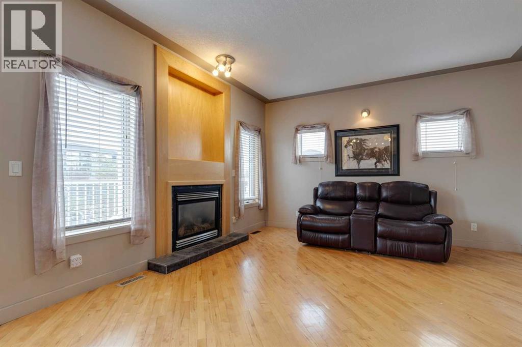 225 Bayside Place Sw, Airdrie, Alberta  T4B 2X4 - Photo 12 - A2255007