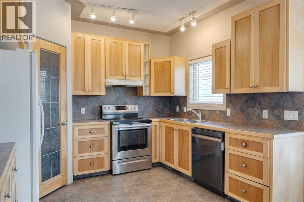 225 Bayside Place Sw, Airdrie, Alberta  T4B 2X4 - Photo 20 - A2255007