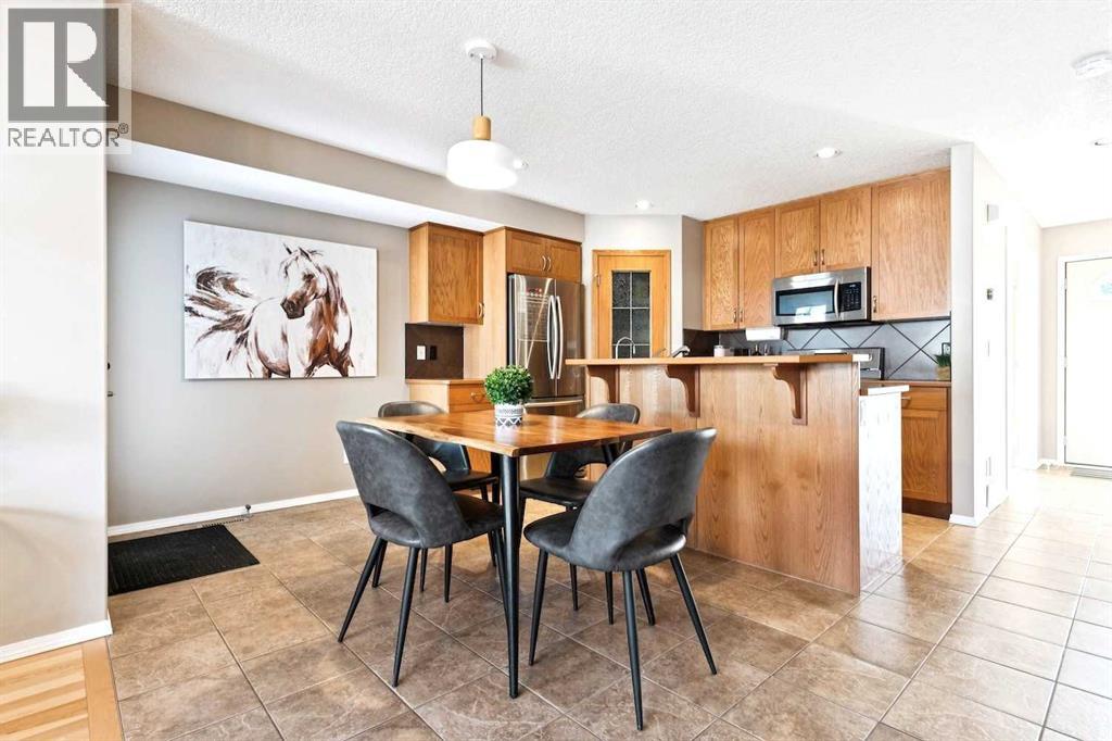 46 Cranberry Close Se, Calgary, Alberta  T3M 0B4 - Photo 6 - A2258349